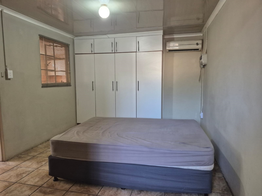 To Let 1 Bedroom Property for Rent in Kuruman Northern Cape